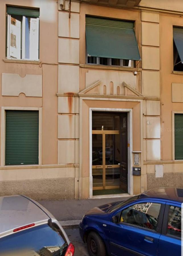 La Casa Di Bonnie & Clyde * Gênes
